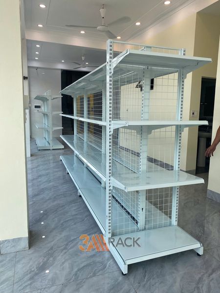 Kệ trưng bày hàng tạp hóa tại Hà Đông