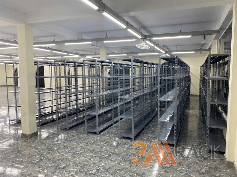 Kệ kho để hàng tại Hoài Đức - Giải pháp giúp kho hàng luôn gọn gàng, dễ quản lý
