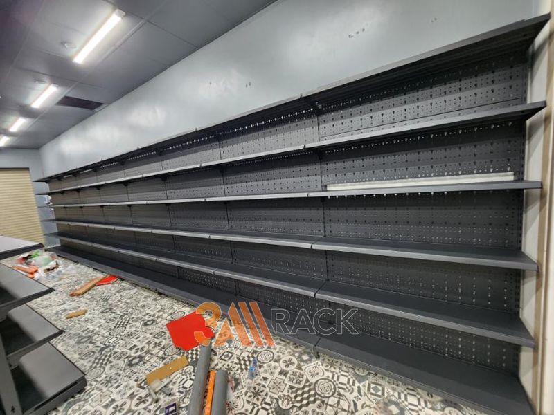 Kệ trưng bày hàng tạp hóa tại Hà Đông